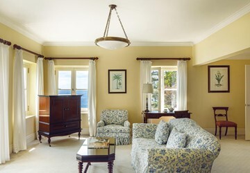 Deluxe Suites