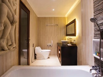 Leaf Deluxe Room