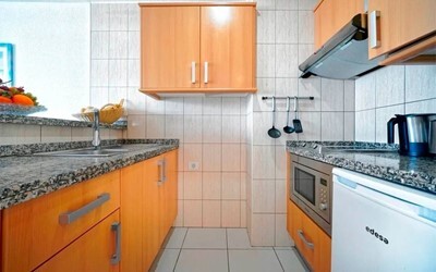 2 Bedroom Apartment Sea View