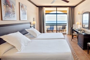 Deluxe Room with Sea View