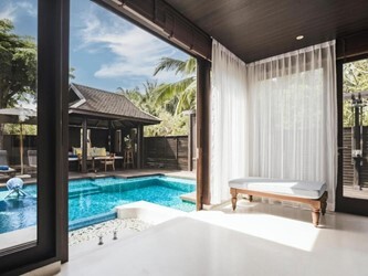Lagoon Pool Villa