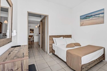 Junior Suite 1 Bedroom & living Room Sea View 2-4 Pax A/C