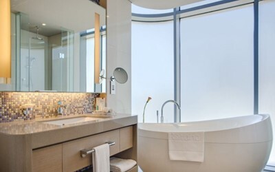 Spacious one bedroom suite