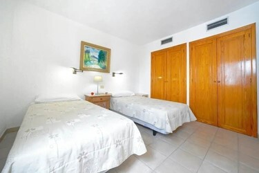 2 Bedroom Apartment Sea View