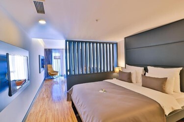 superior room