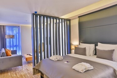 superior room