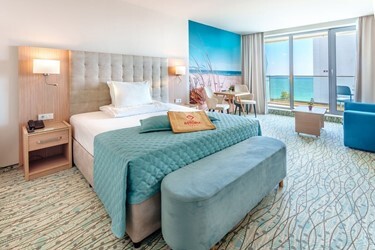Superior Sea Side Room