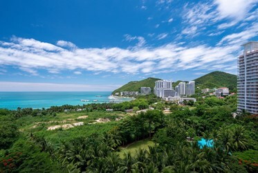 Deluxe Ocean View Room