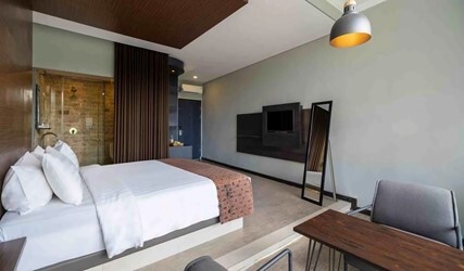 Grand Deluxe Double Room
