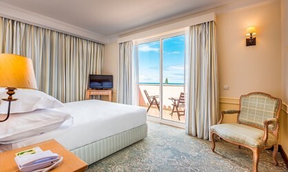 Deluxe with Balcony Sea View