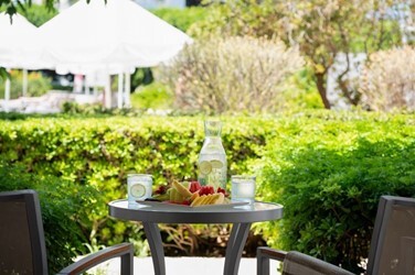 Double Bungalow Garden View