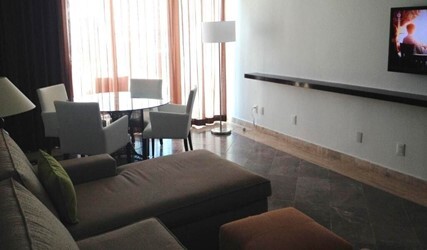 Honeymoon Suite Ocean Front