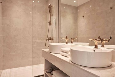 Double Room Superior Swim Up