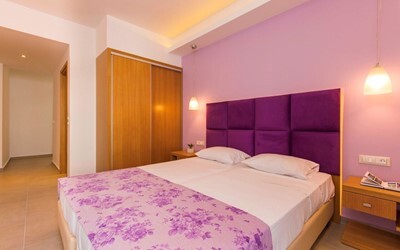 Superior Studio Land View