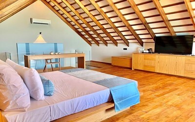 Superior Beach Loft