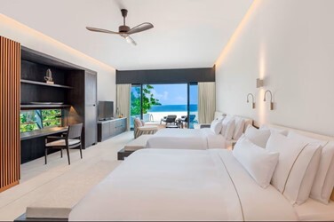 Heavenly Beach Residence Pool