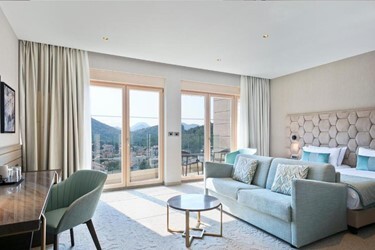 Junior Suite City View