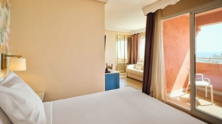 Junior Suite Room