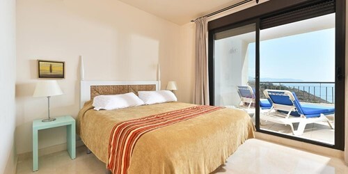 3 Bedroom Apartment Sea View