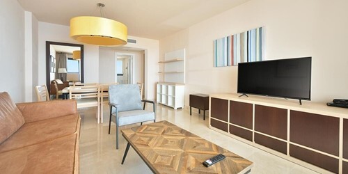 3 Bedroom Apartment Sea View