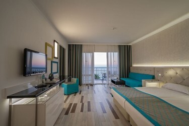Family Sea View Room