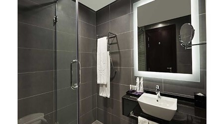 Deluxe Room with Burj Khalifa View