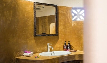 Pearl Suite (No A/C)