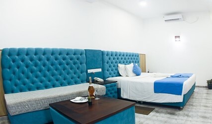 Randiya Design Super Deluxe