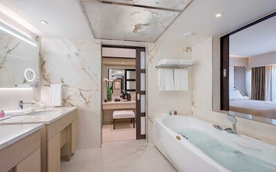 Penthouse Suite Sea View