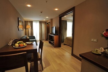 1 Bedroom Suite