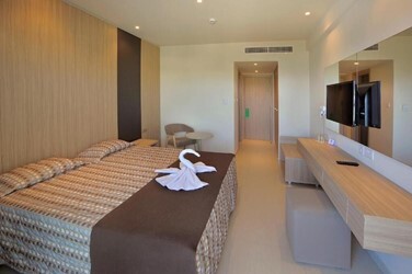 Twin Room Inland View