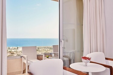 Twin Side Sea View