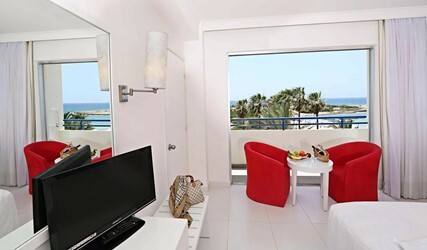 Twin Room Inland View