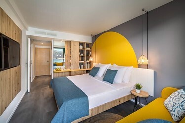 Superior Family Room with Balcony or Terrace Sea Side View