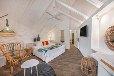 Garden Bungalow