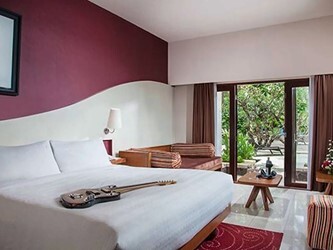 Deluxe Premium Courtyard Room