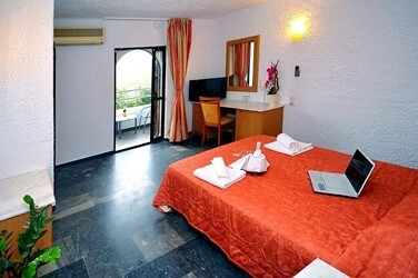 Double Standard Room Sea View A/C