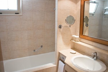 Double Room Deluxe with Sea View