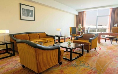 Executive Deluxe Suite