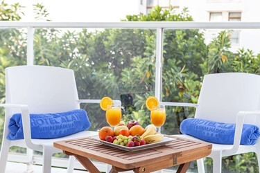 Double Standard Room With Terrace
