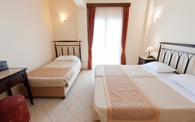 Triple Room Liston View 