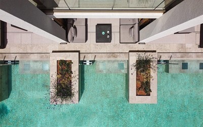 Suite Sea Front Sharing Pool