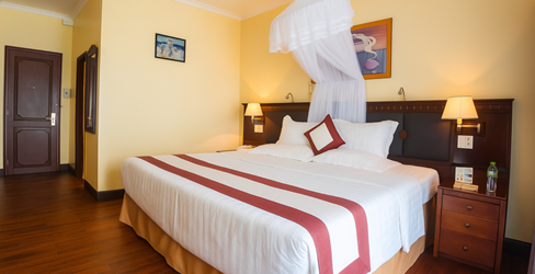 Star Cruise Room