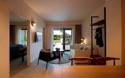 Galaxy One Bedroom Suite Private Pool GV