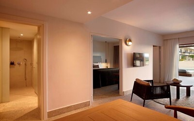 Galaxy One Bedroom Suite Private Pool GV