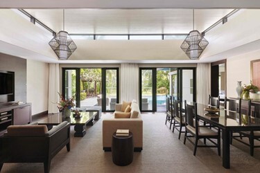 Grand Pool Villa