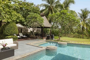 Grand Pool Villa