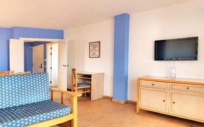 Apartment 3 Bedrooms, With Balcony