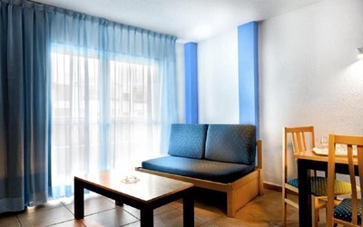 Apartment 3 Bedrooms, With Balcony
