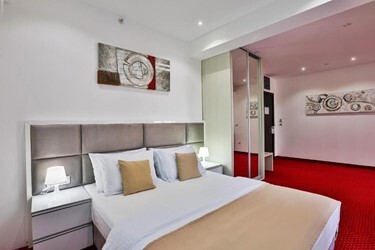 Apartment 04